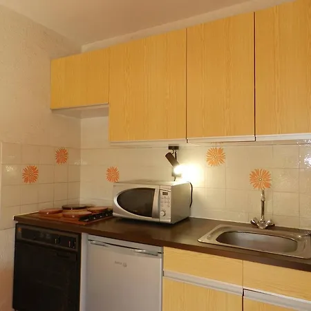 Bormes-les-mimosas, 2 Pieces, 4 Personnes - Fr-1-251-650 Apartmán
