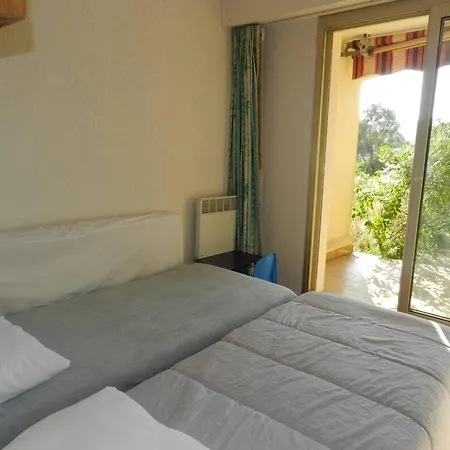 Bormes-les-mimosas, 2 Pieces, 4 Personnes - Fr-1-251-650 Apartmán